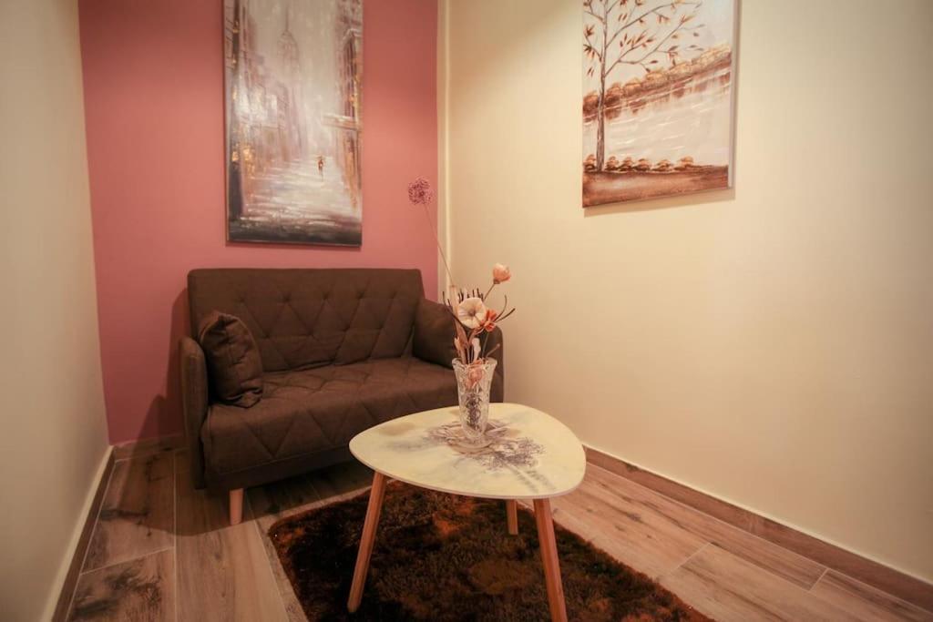 House With Amazing View Of Meteora Apartment Kalambaka Bagian luar foto